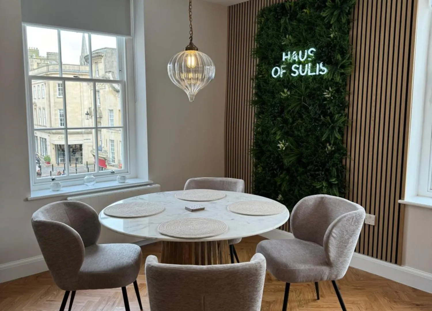 Haus Of Sulis, City Centre Apartment With Lift Access Bath United Kingdom
