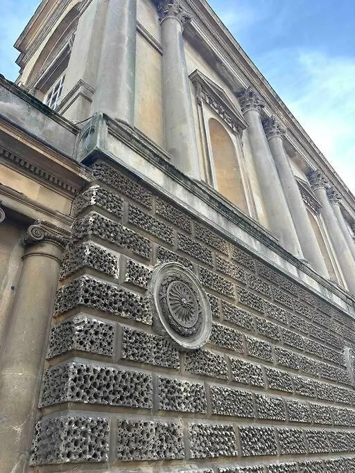 Haus Of Sulis, City Centre Apartment With Lift Access Bath 0*,  United Kingdom